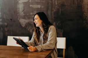 good-paying jobs hiring now